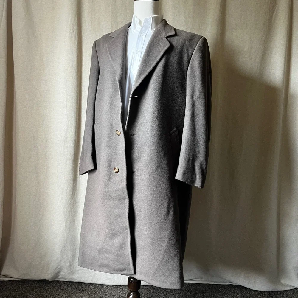 Vintage Taupe Gray Cashmere Blend Overcoat Men's‎ Size 44L Classic